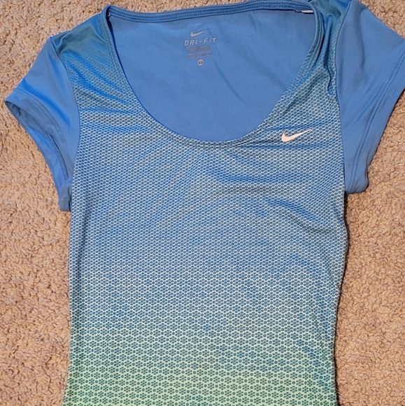 Nike Tops - NIKE Dri-Fit